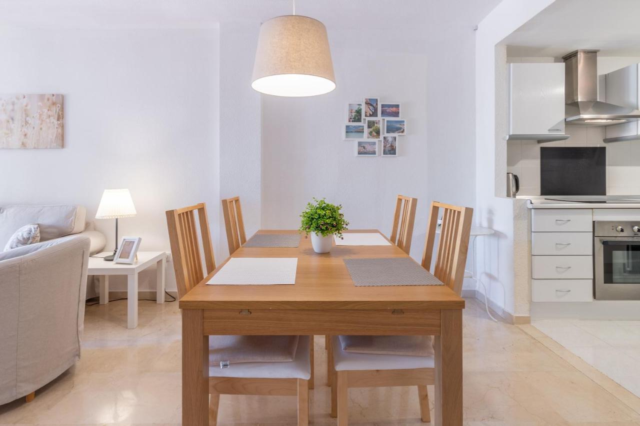 Simplicity Luxury Apartment Альтеа Экстерьер фото